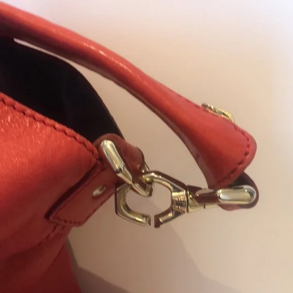 🎉HPx2🎉 Red Givenchy Nightingale Pandora XL Tote Satchel - Picture 5 of 12